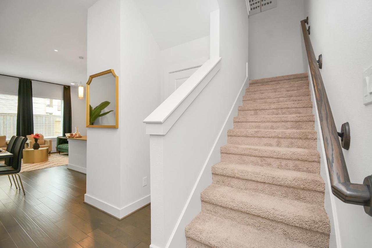 Emerald Palace - New, Modern 3Br Townhome Close To Downtown, Nrg, Med Ctr Houston Exterior photo